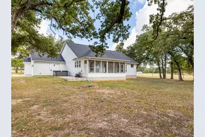 1145 W County Road 415, Lexington, TX 78947 - Photo 26