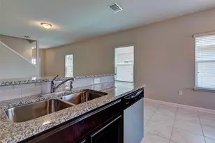 10404 Hatton Ln, Austin, TX 78754 - Photo 8