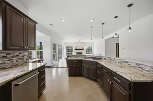 720 Spring Creek Rd, Florence, TX 76527 - Photo 8