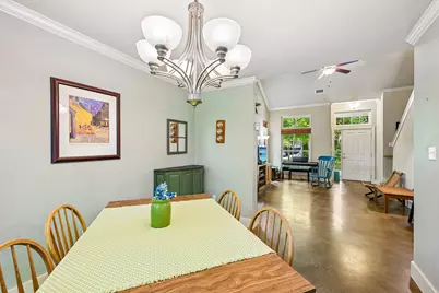 4413 Barrow Avenue, Austin, TX 78751 - Photo 10