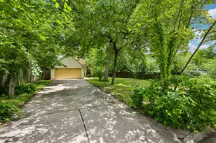 4413 Barrow Ave, Austin, TX 78751 - Photo 4