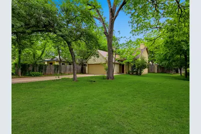 4413 Barrow Avenue, Austin, TX 78751 - Photo 2