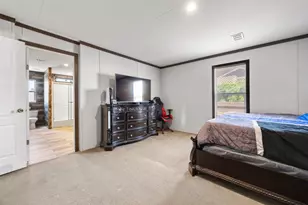 595 Tahoe Dr, Kyle, TX 78640 - Photo 8