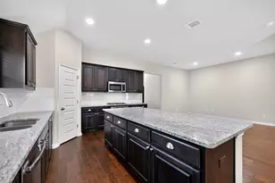 4119 Kingsley Ave, Round Rock, TX 78681 - Photo 4