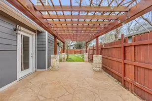 7004 Trendal Ln, Austin, TX 78744 - Photo 24