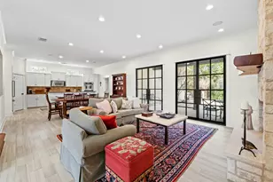 625 Robin Dale Ct, Lakeway, TX 78734 - Photo 14