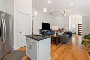 2100 Hermia St, Austin, TX 78741 - Photo 4