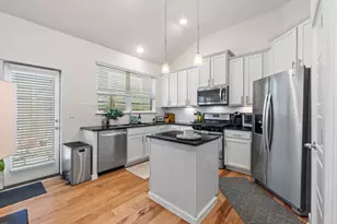 2100 Hermia St, Austin, TX 78741 - Photo 8