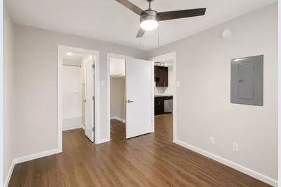 8214 N Interstate 35 Svrd Sb Highway, Austin, TX 78753 - Photo 4