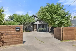 1197 Angelina St, Austin, TX 78702 - Photo 2