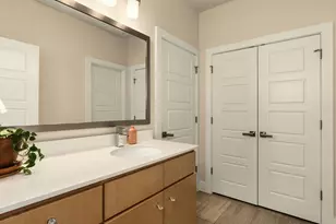 4552 Page St, Austin, TX 78723 - Photo 14