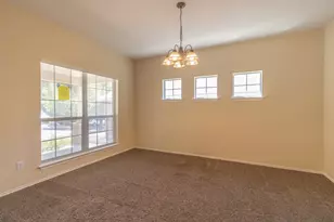 2013 Rachel Ln, Round Rock, TX 78664 - Photo 12