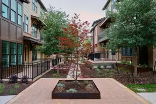 2209 Woodland Ave, Austin, TX 78741 - Photo 36