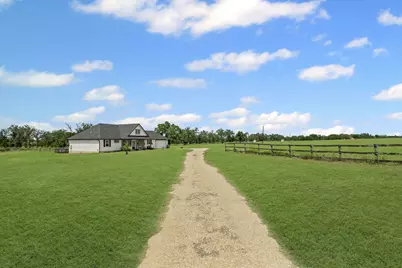 240 Oil Field Road, Lockhart, TX 78644 - Photo 24