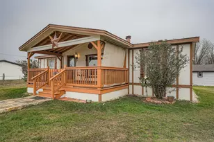 145 Alyssa Loop, Bastrop, TX 78602 - Photo 2