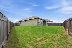 10537 Steinbeck Dr, Austin, TX 78747 - Photo 18