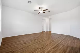 10537 Steinbeck Dr, Austin, TX 78747 - Photo 14