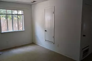 6105 Ada Ct, Austin, TX 78744 - Photo 4