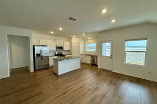 373 Jeffers, Kyle, TX 78640 - Photo 4