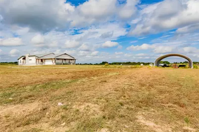 374 County Road 236, Florence, TX 76527 - Photo 4
