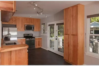 5700 Avenue F, Austin, TX 78752 - Photo 12