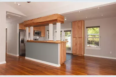 5700 Avenue F, Austin, TX 78752 - Photo 8