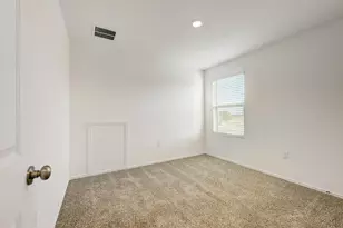7325 Spotted Leaf Wy, Del Valle, TX 78617 - Photo 16