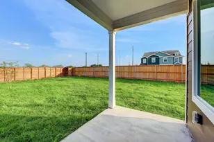 7325 Spotted Leaf Wy, Del Valle, TX 78617 - Photo 18