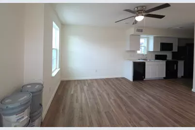 2002 W 2nd Street #100, Taylor, TX 76574 - Photo 6