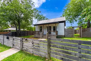 1801 13th Street E, Austin, TX 78702 - Photo 1