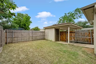 5613 Signal Point, Austin, TX 78724 - Photo 18