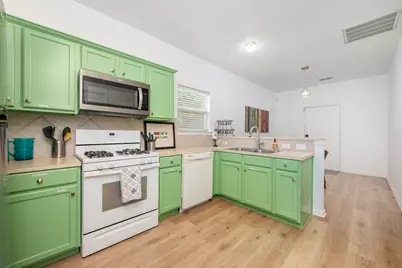 5613 Signal Point, Austin, TX 78724 - Photo 10