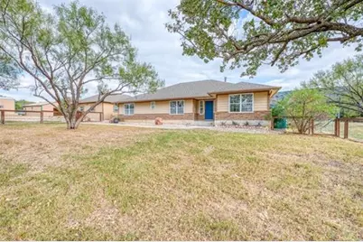 395 Lehne Loop, Buchanan Dam, TX 78609 - Photo 4