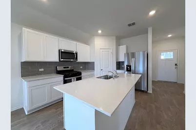 348 San Juan Trail, Bastrop, TX 78602 - Photo 4