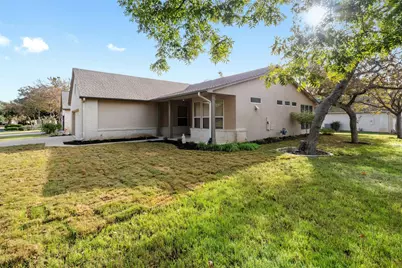 101 Buttercup Trail, Georgetown, TX 78633 - Photo 4