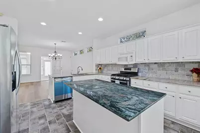 101 Buttercup Trail, Georgetown, TX 78633 - Photo 14