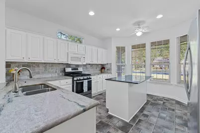 101 Buttercup Trail, Georgetown, TX 78633 - Photo 12
