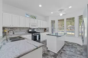 101 Buttercup Trail, Georgetown, TX 78633 - Photo 12
