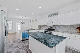 101 Buttercup Trail, Georgetown, TX 78633 - Photo 14