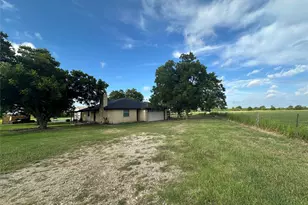 3150 Co Rd 152, Georgetown, TX 78626 - Photo 2