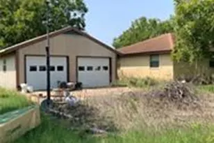 3150 Co Rd 152, Georgetown, TX 78626 - Photo 2