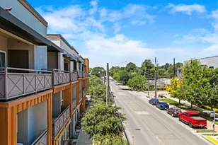 2827 Manor Rd, Austin, TX 78722 - Photo 4