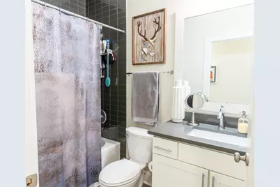 2827 Manor Road #2202, Austin, TX 78722 - Photo 14