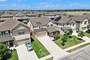 201 Bella Luna Way, Liberty Hill, TX 78642 - Photo 36