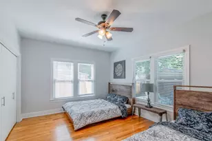 1003 E 39th St, Austin, TX 78751 - Photo 14