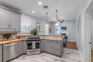 1003 E 39th St, Austin, TX 78751 - Photo 4