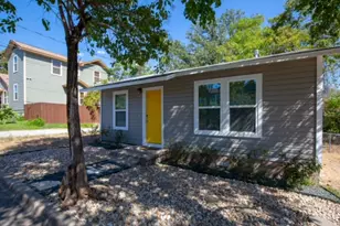 1183 Coleto St, Austin, TX 78702 - Photo 2
