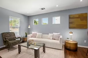 1183 Coleto St, Austin, TX 78702 - Photo 8