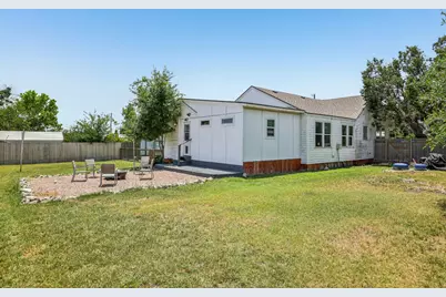 106 County Road 425, Spicewood, TX 78669 - Photo 28