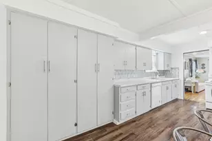 106 Co Rd 425, Spicewood, TX 78669 - Photo 14